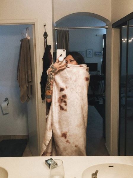 Одеяло а-ля буррито: новейшая Instagram-сенсация (20 фото)