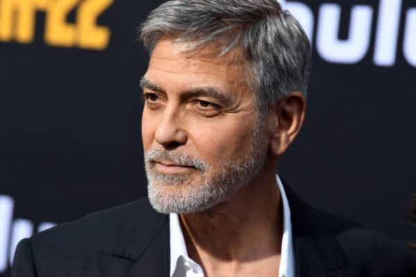 Фото дня: этот мужчина выдавал себя за Джорджа Клуни (и они вообще не похожи!)
