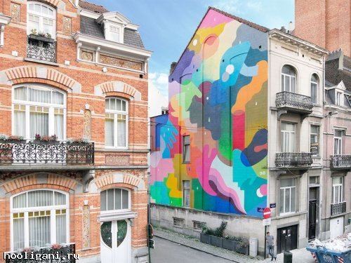 <br />
				Брюссельский художник изображает водоворот красок на фасадах зданий (8 фото)<br />
							